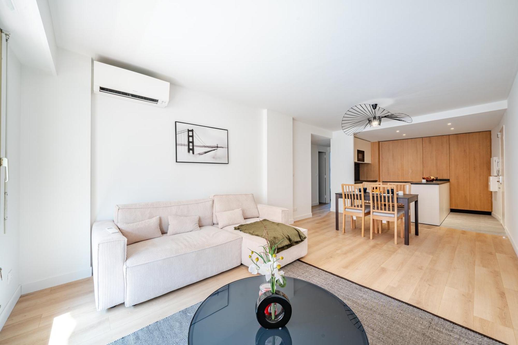 Near Old Town And Apartment Fully Renovated Ницца Экстерьер фото